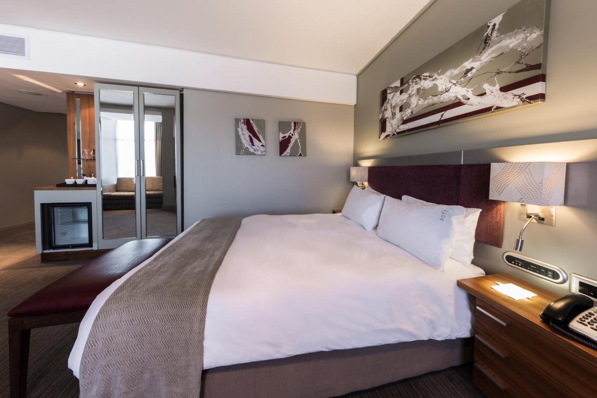 Holiday Inn Johannesburg-Rosebank, an IHG Hotel Bagian luar foto